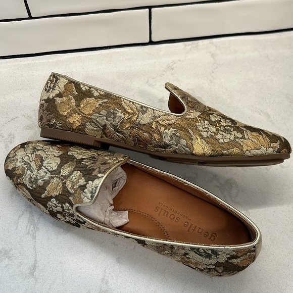 Gentle Souls by Kenneth Cole Eugene Floral Tapestry Retro Flat Loafers Size 8.5 - Picture 15 of 16